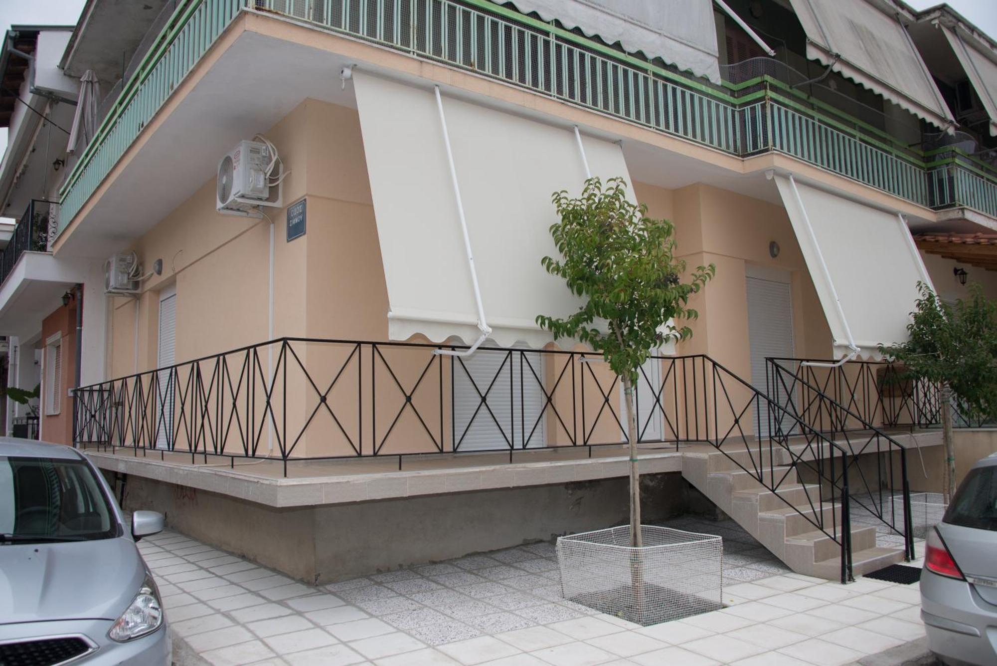 Panos House - High Luxury Apartment Trikala  Exterior photo